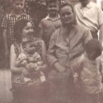 Бабуля с внуками. 1967 год.